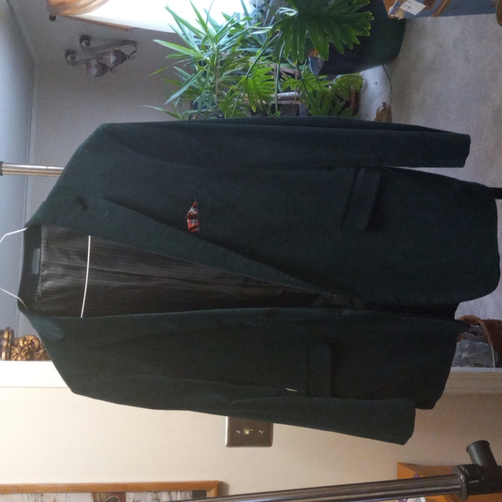 Green  holiday  blazer